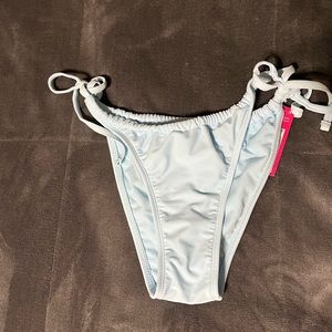 Xhilaration high leg scoop waist bikini bottom